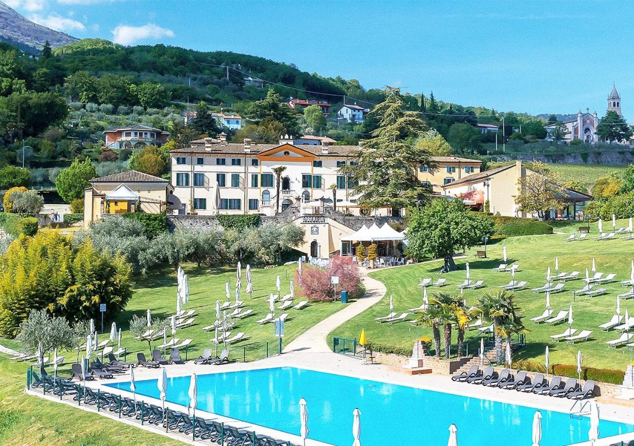 Hotel Villa Cariola Каприно-Веронезе Экстерьер фото