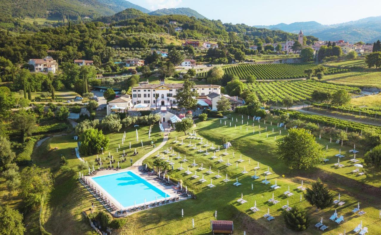 Hotel Villa Cariola Каприно-Веронезе Экстерьер фото