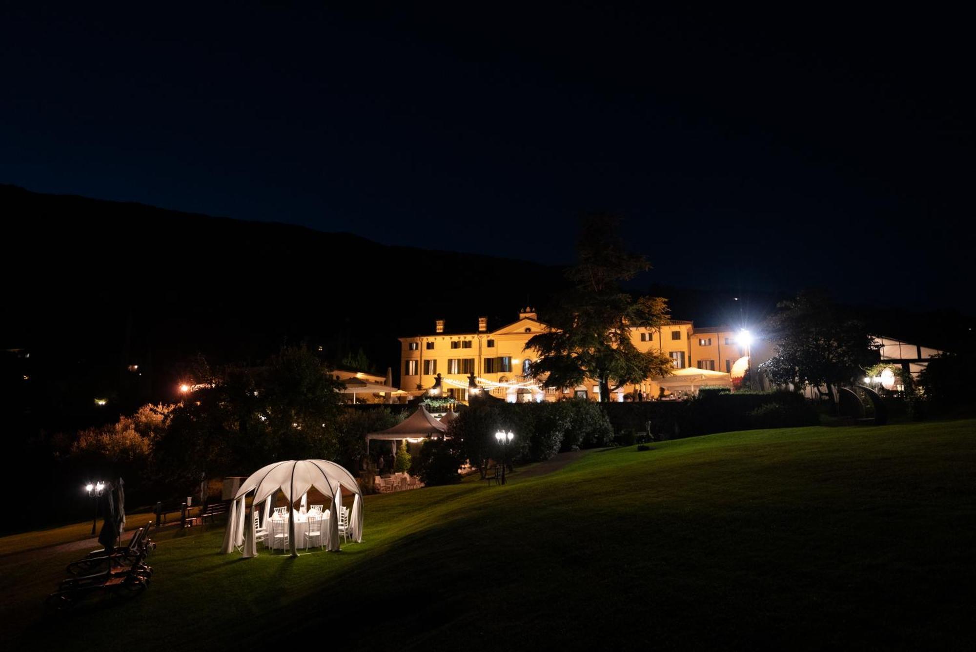 Hotel Villa Cariola Каприно-Веронезе Экстерьер фото